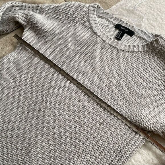 Forever 21 Gray Knit Sweater Size Medium - Picture 5 of 7